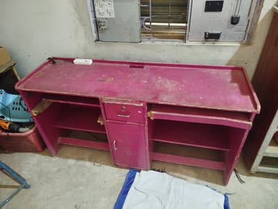 Computer Table Capacity 2 person for any work urgent sale