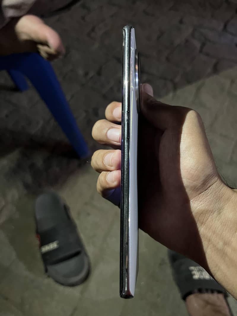 Tecno Spark 20 Pro Plus 3