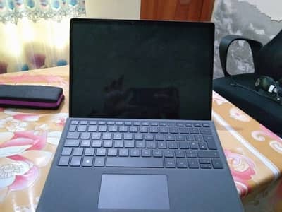 Dell latitude 7320 Detachable i5 11th gen iris xe graphics 10/10
