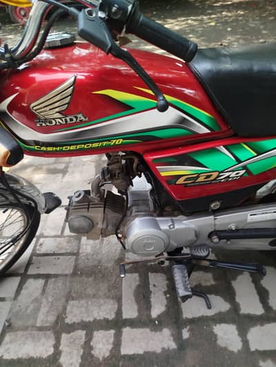 Honda cd70 2022 1st owner biomatric on spot total genuine bike