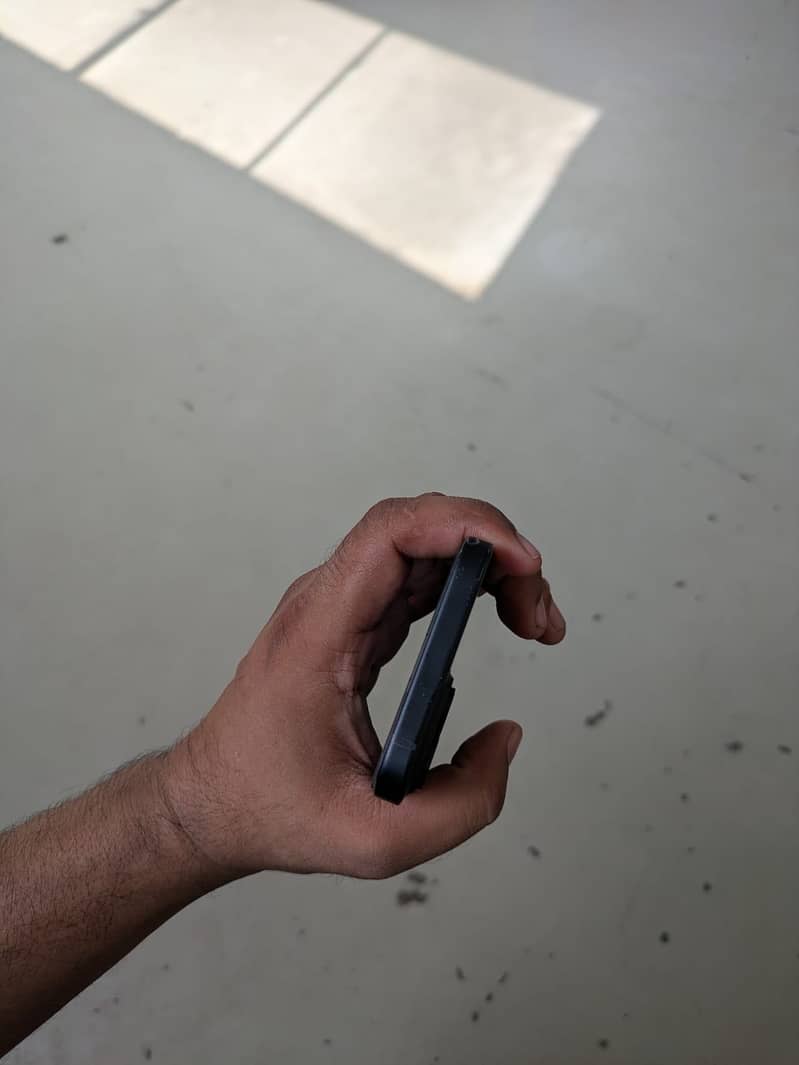 Apple iPhone 15 2