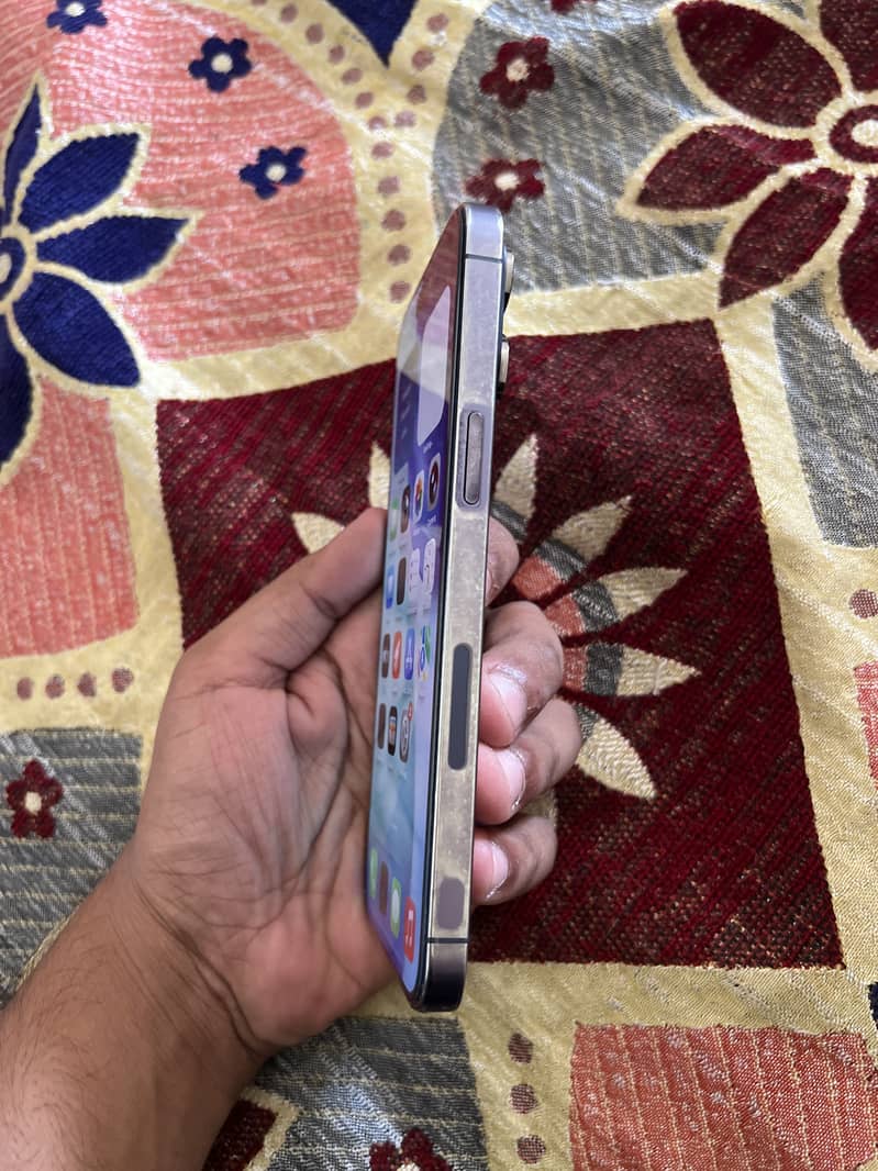 Apple iPhone 14 Pro Max 2