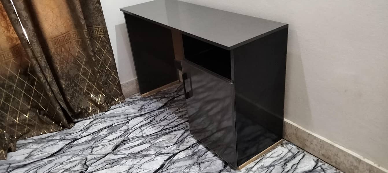 Office Table 2