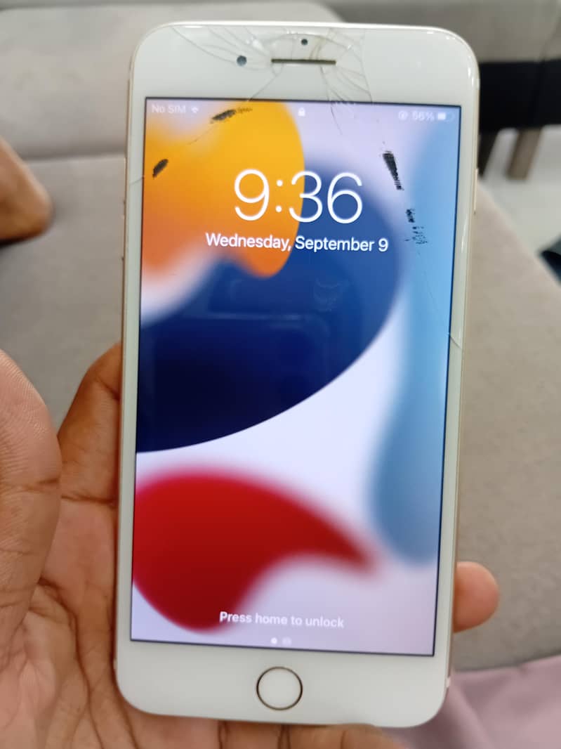 Apple iPhone 7 Plus 2
