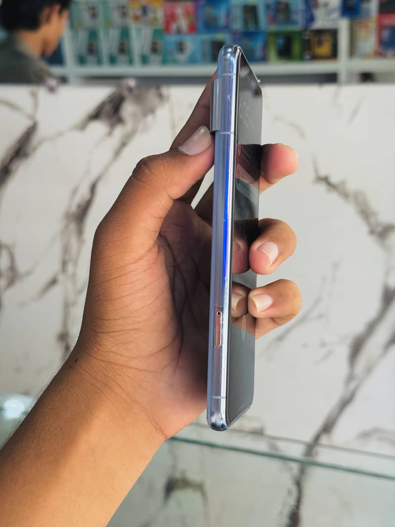 Google Pixel 8 Pro 4