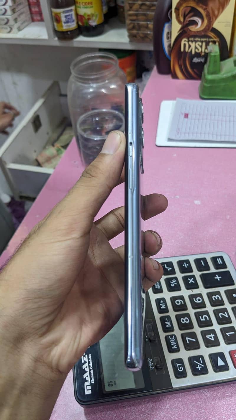 One Plus 9 Pro 6