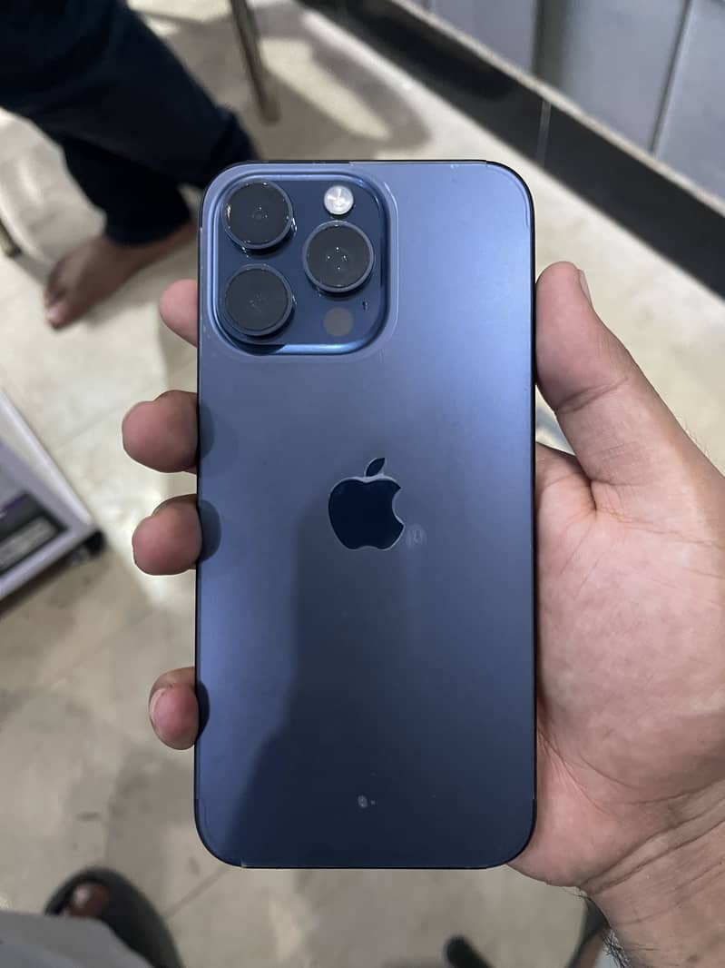 Apple iPhone 14 Pro Max 0
