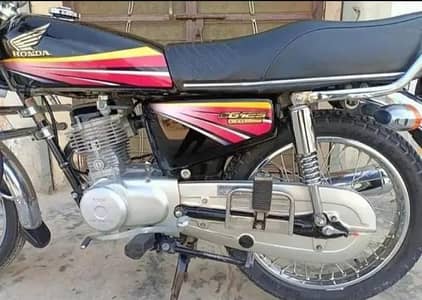 Honda bike 125 CG 0326**75**71-**863*-