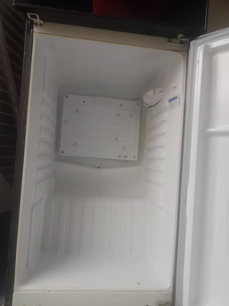 orient refrigerator 8
