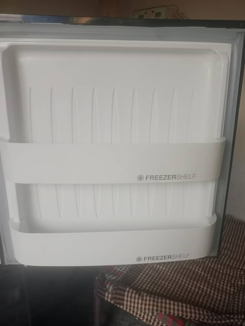 orient refrigerator 9