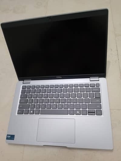 Ultra 5 Dell Latitude 5450. . Mint Condition