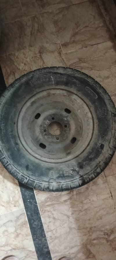 Panther Rickshaw Tyre 35-10 with Rim Complete Set for Sale