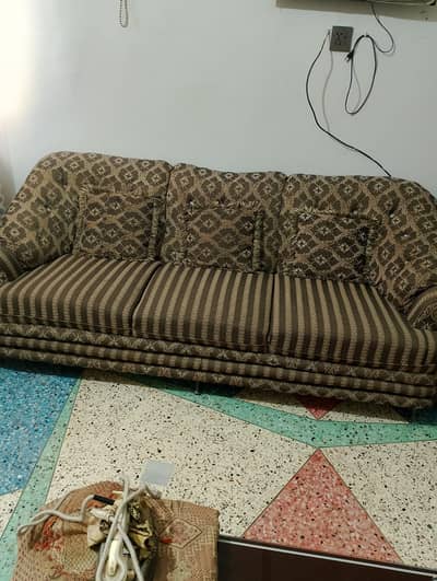 Seven seater sofa set