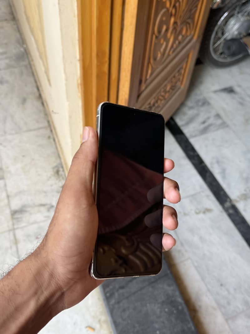 Google Pixel 8 Pro 6