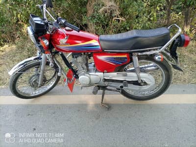 Honda 125 CG bike model 2010 for sale number on 0311.6608. 165