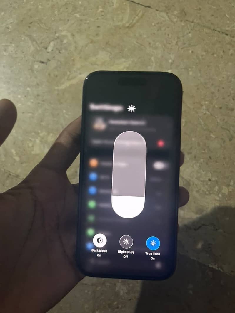 Apple iPhone 15 Pro 7