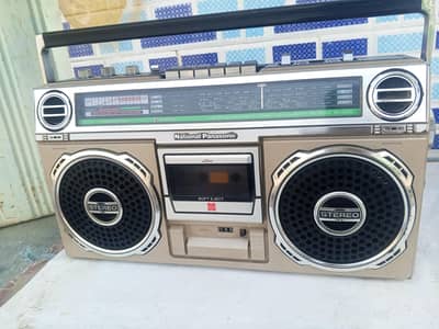 Radio taperecoder National Panasonic 4 bands