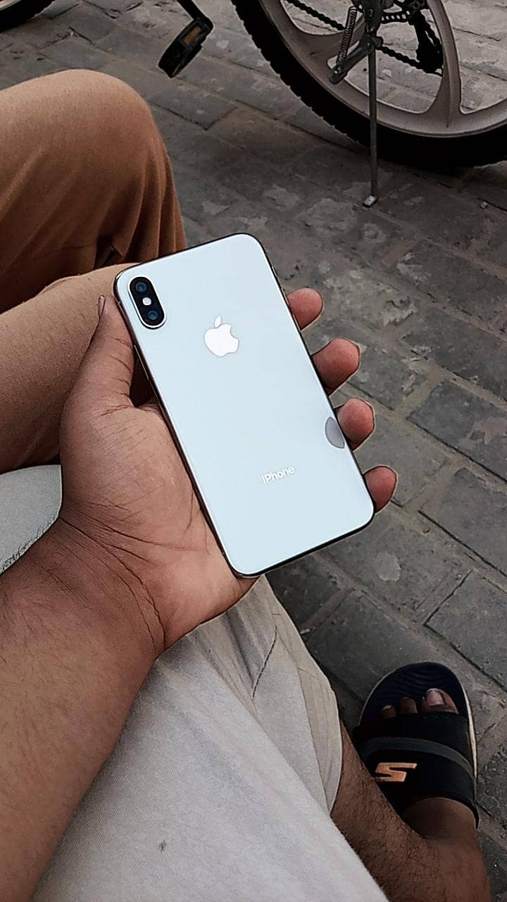 Apple iPhone X 0