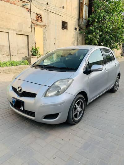 Toyota Vitz 2010