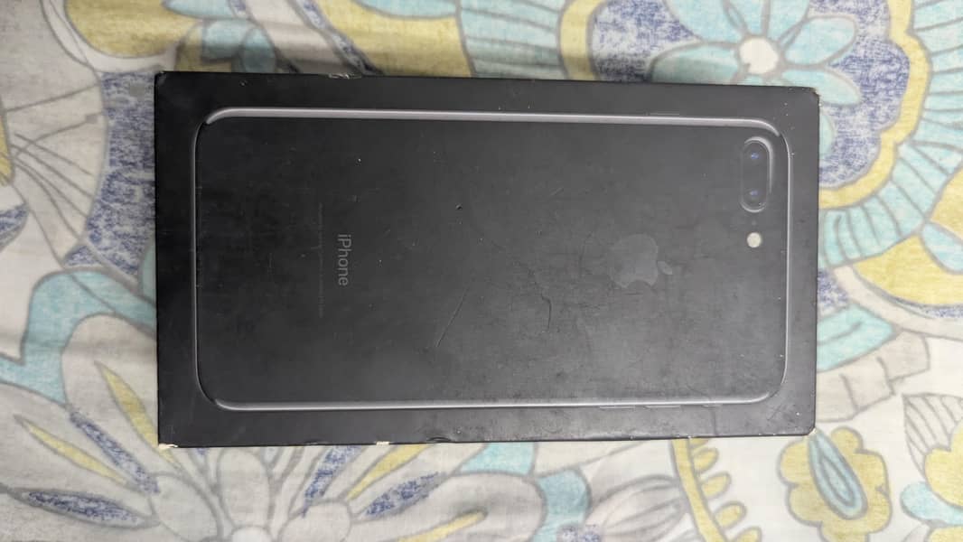 Apple iPhone 7 Plus 5