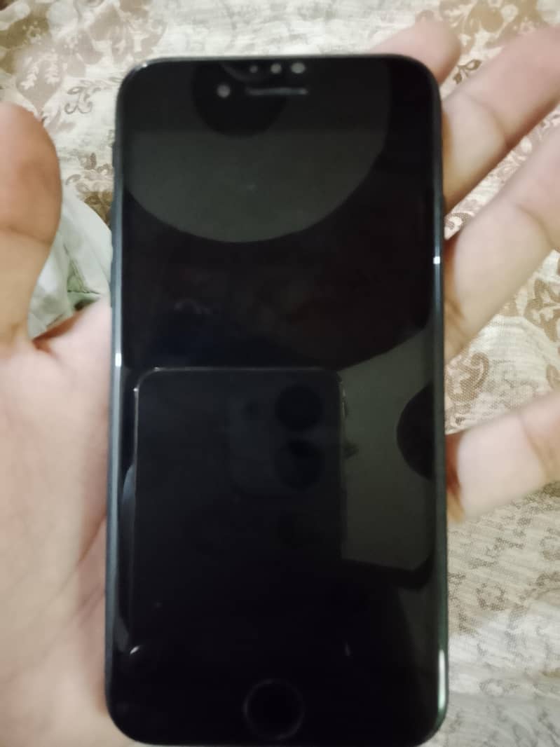 Apple iPhone SE 4