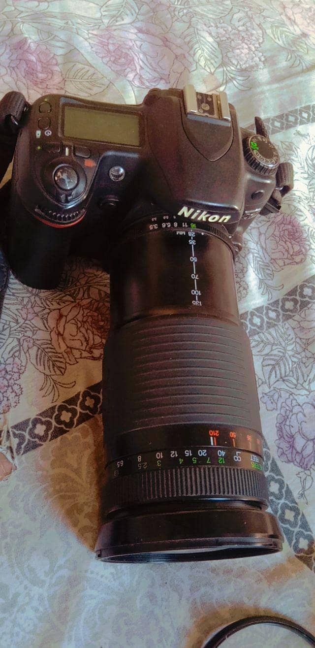 DSLR camera 1