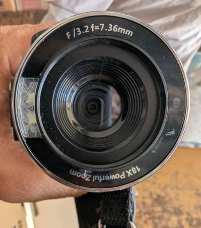 Digital Life 2.7K HD Camcorder | 2688×1520P | Like New | Imported