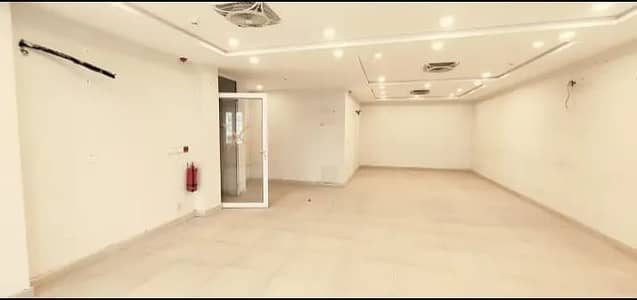 4 MARLA BRAND NEW FLOOR FOR RENT IN DHA PHASE 6