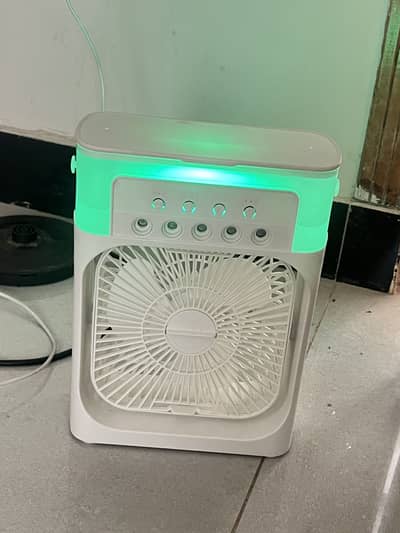 PORTABLE MIST USB OPERATED FAN