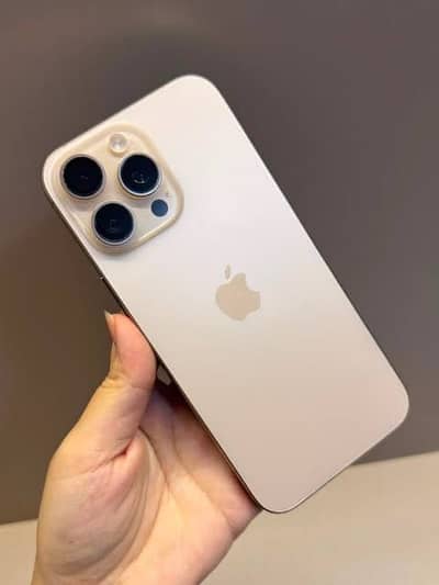 Apple iPhone 16 Pro Max