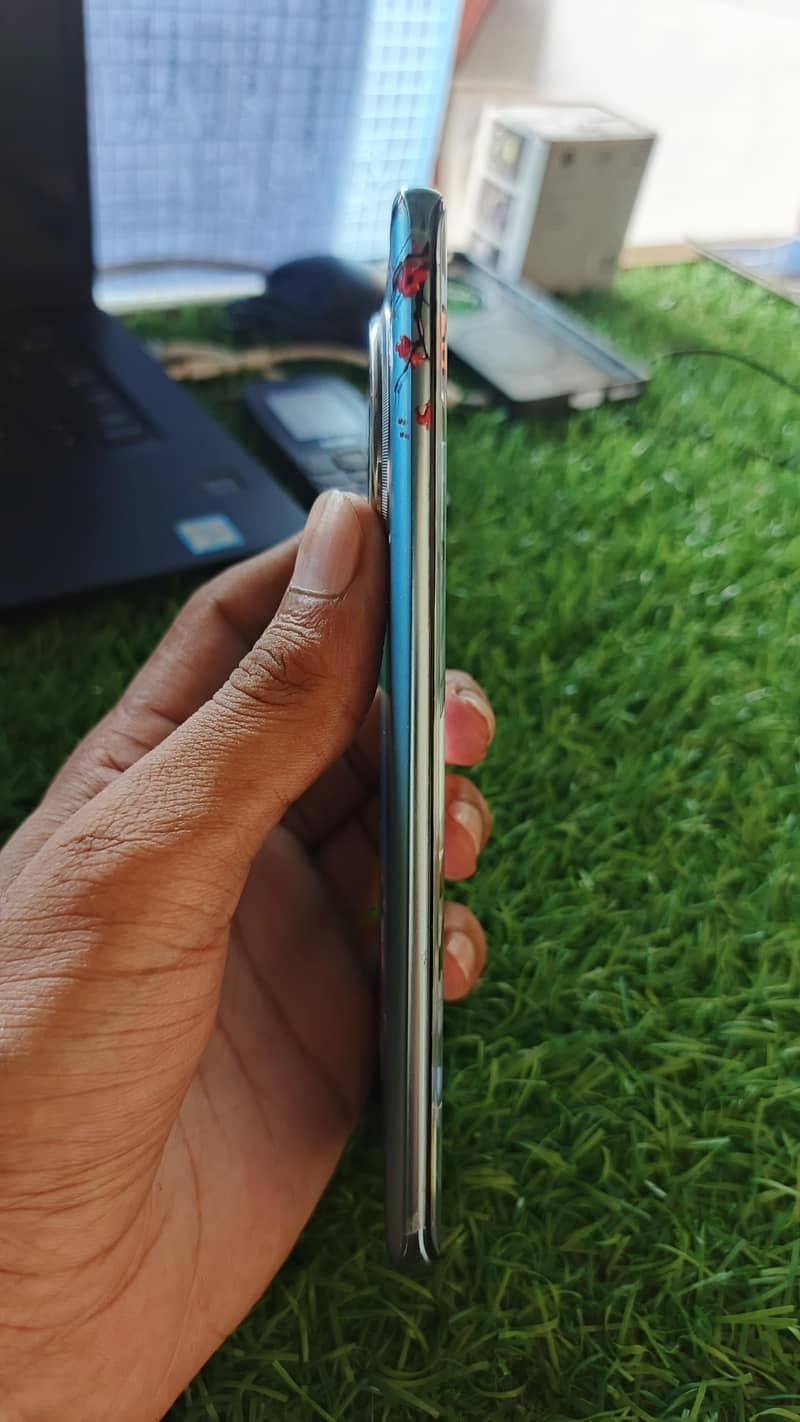 Infinix Zero 40 1
