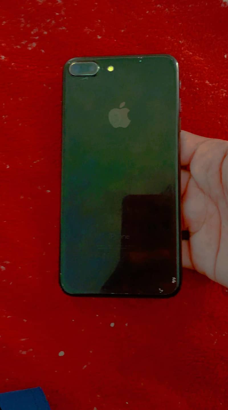 Apple iPhone 7 Plus 0