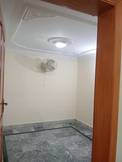 4marla 2beds tv lounge kitchen 1 bat TV lounge kitchen basement portion for rent in G 13 1 islamabad