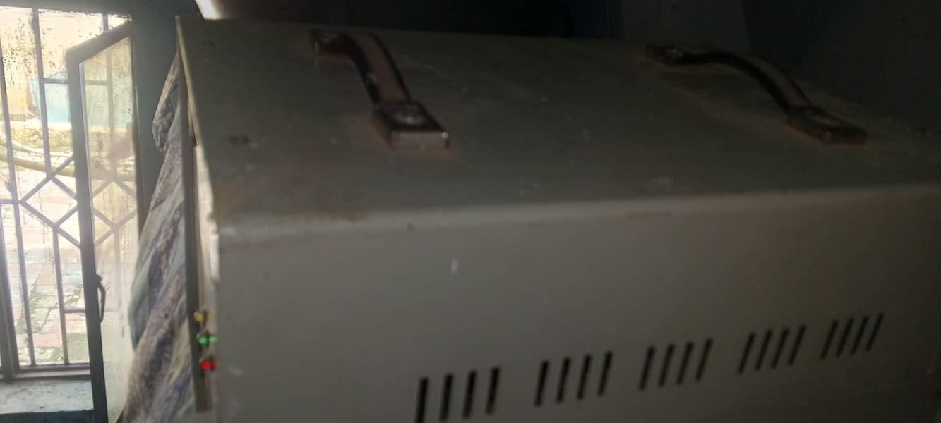 voltage stabilizer 2