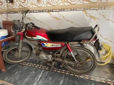 Honda CD70 2013 model
