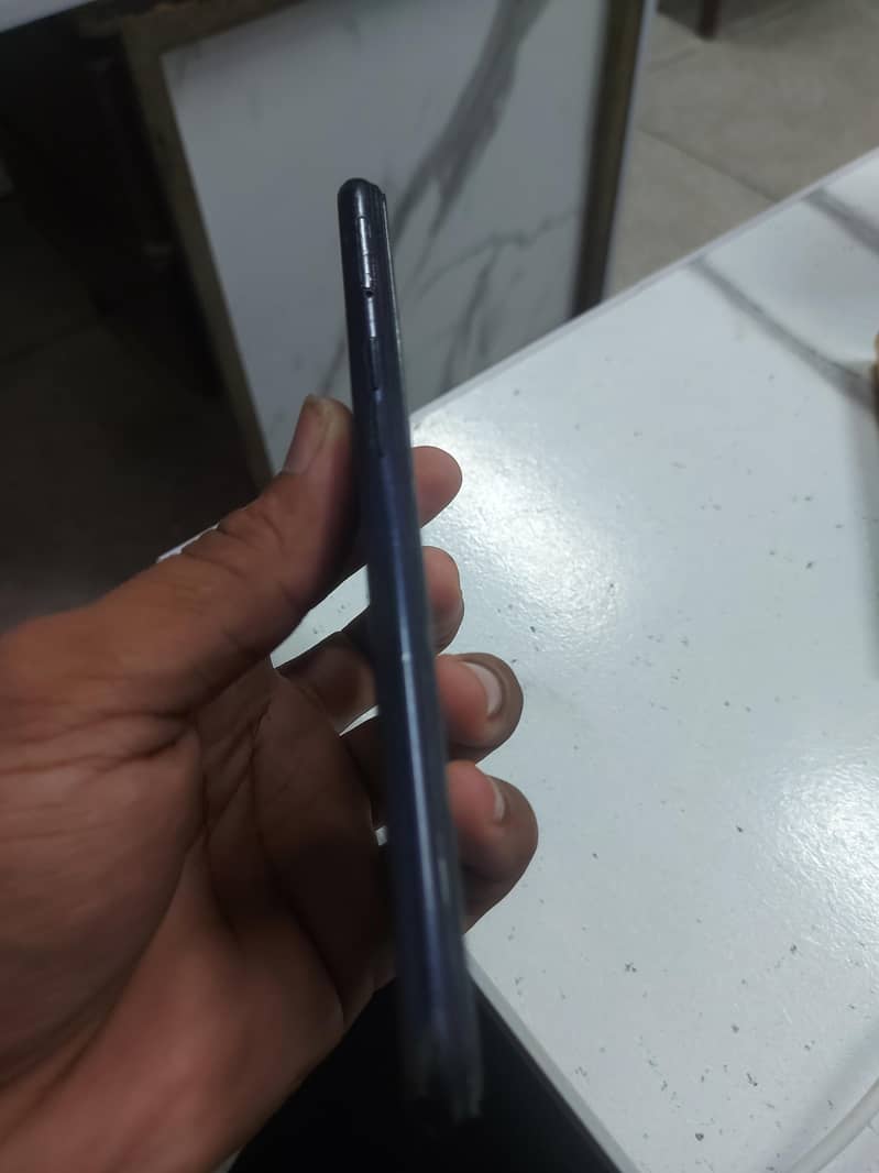 OPPO A3s 1