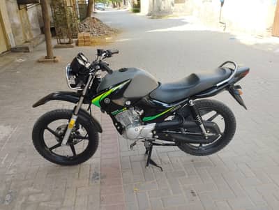 Yamaha Ybr125G 2025/26 Model Mat Grey Brand New Condition Urgent Sale