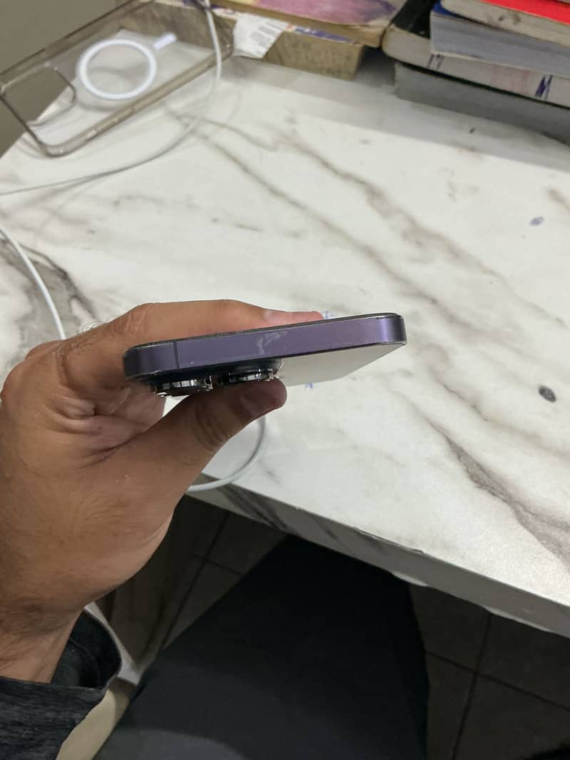 Apple iPhone 14 Pro Max 2