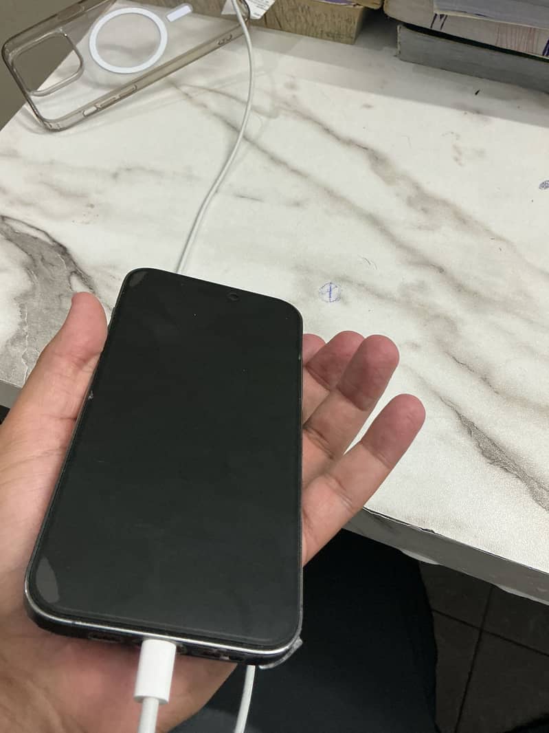 Apple iPhone 14 Pro Max 3
