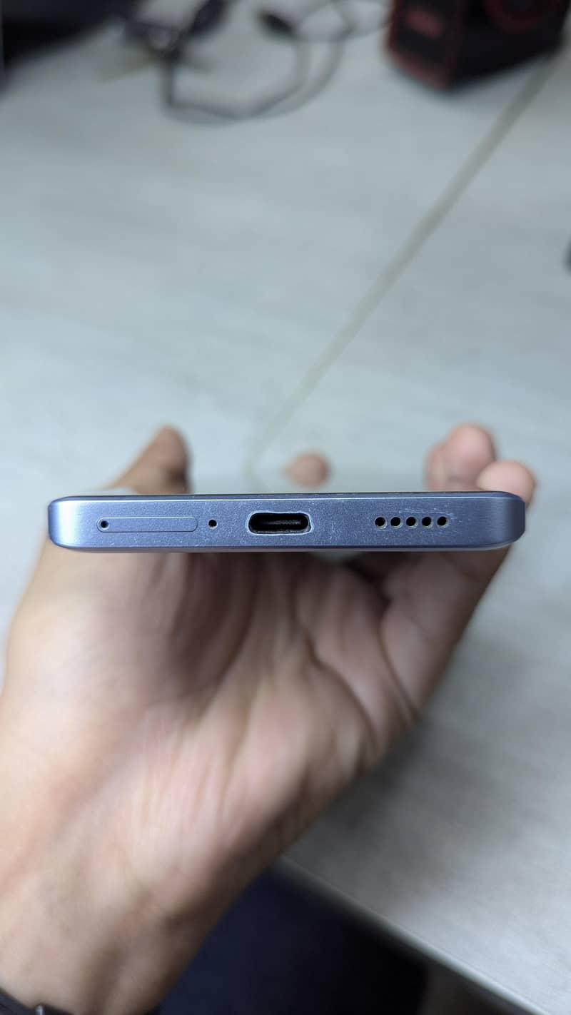 Xiaomi Redmi Note 13 Pro Plus 8