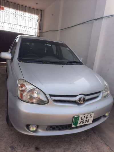 Toyota Platz 2003/7