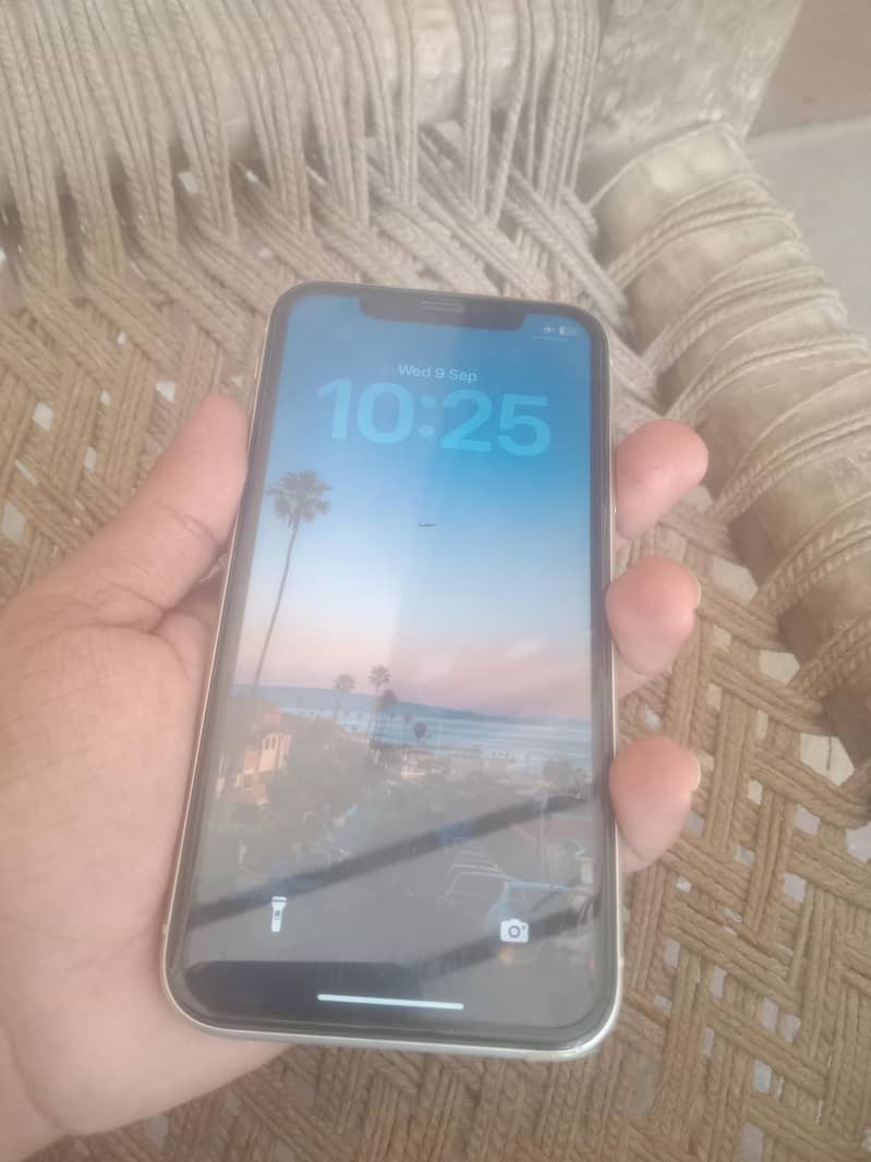 Apple iPhone 11 1