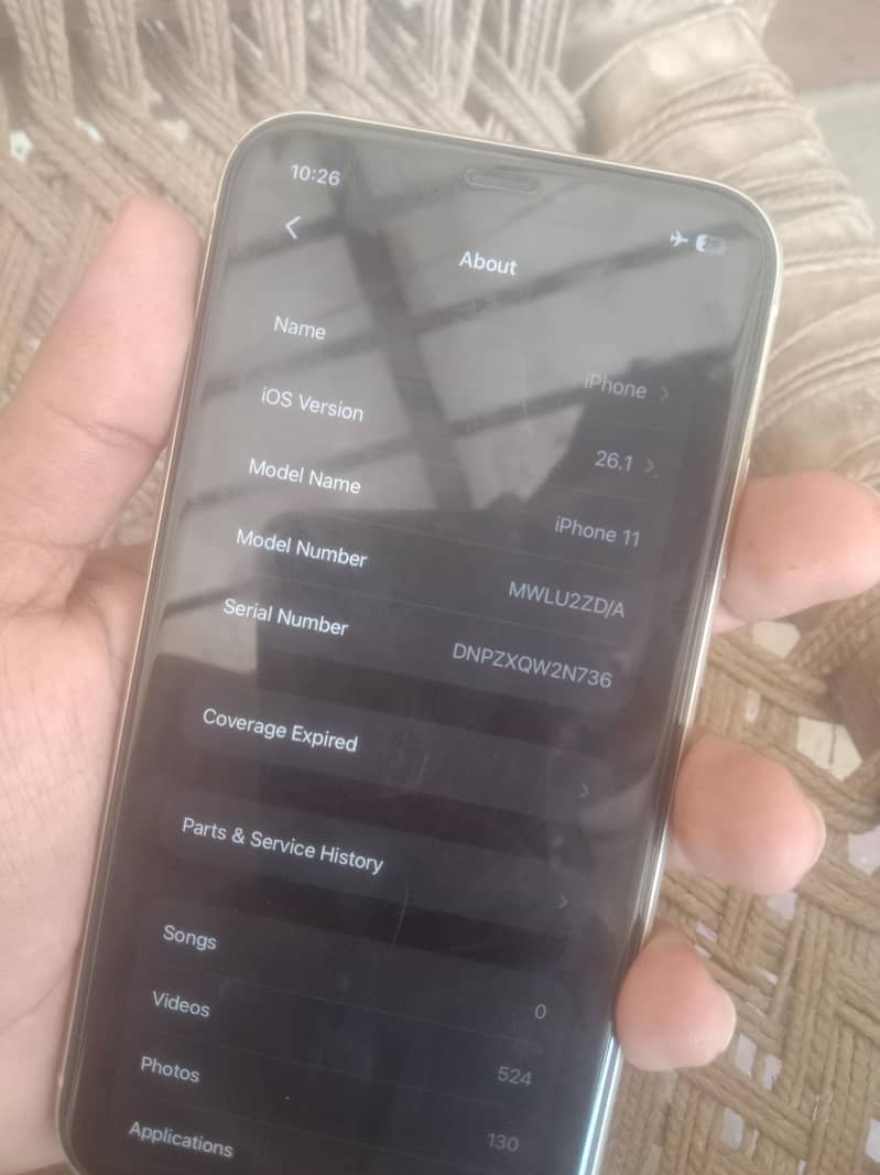 Apple iPhone 11 4
