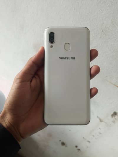 Samsung Mobile A30 official PTA approved exchange possible