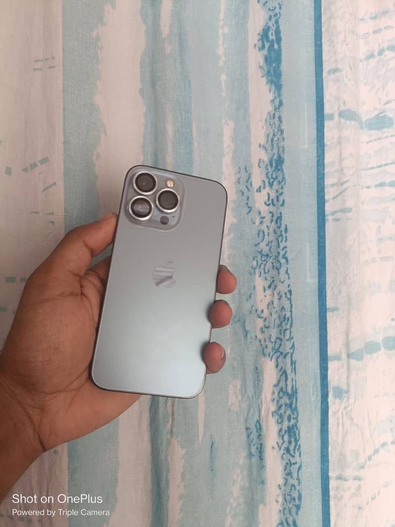 Apple iPhone 13 Pro 3