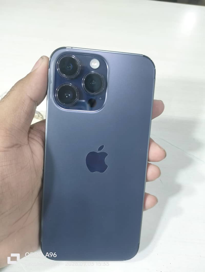 Apple iPhone 14 Pro Max 1