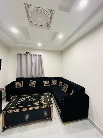 One bedroom VIP apartment for rent for short stay in bahria town