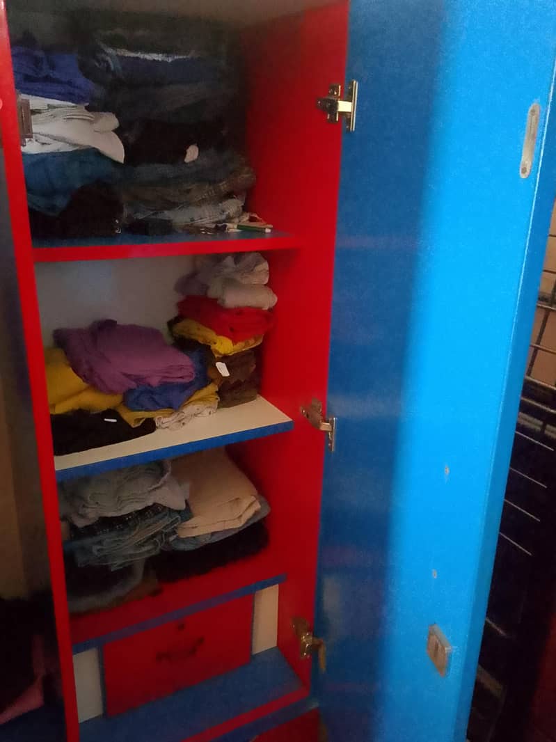 wardrobe 1