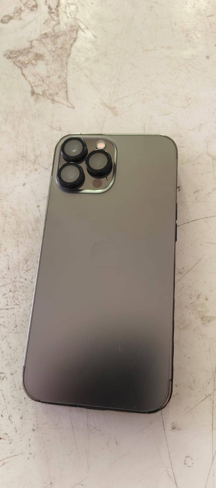 Apple iPhone 13 Pro Max 3