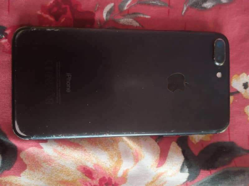 Apple iPhone 7 Plus 2